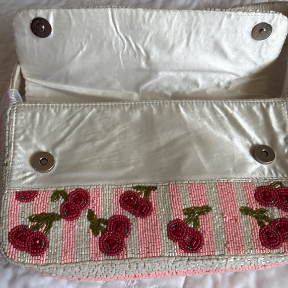 Viral NDI Pink and White Cherry Print Shoulder Bag - Picture 5 of 5